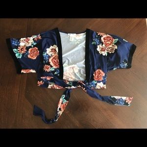 Floral crop kimono
